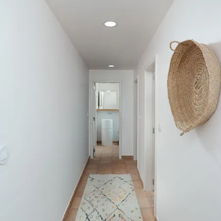 Ramalhete W/ 3 Bdr & Balcony By Lovelystay Apartment Altura