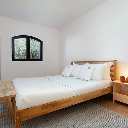 Ramalhete W/ 3 Bdr & Balcony By Lovelystay Altura